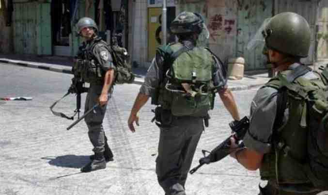 الاحتلال يدّعي إحباط عملية طعن قرب القدس