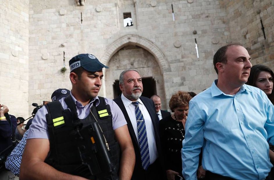 اليمين الصهيوني يطالب ليبرمان بتكثيف الاستيطان ومنع البناء الفلسطيني