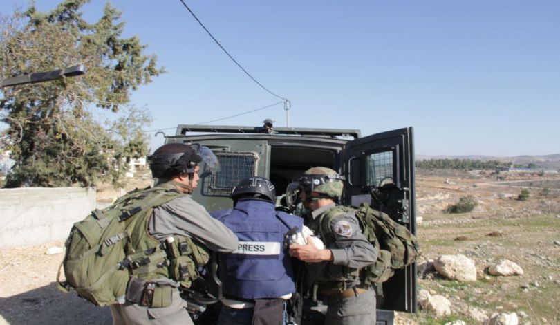 الاحتلال يعتقل صحفيا من القدس