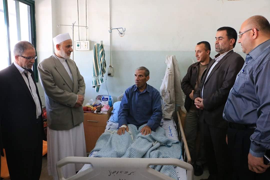 حماس وواعد تنظمان حملة زيارات لذوي الأسرى المرضى