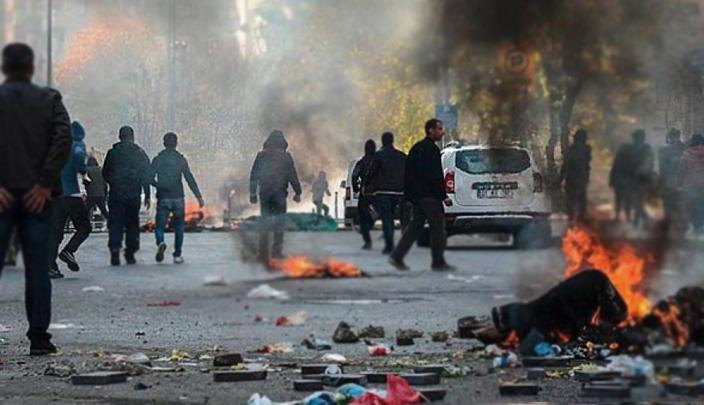 تفجير قرب مقر حزب العدالة والتنمية الحاكم بمدينة وان التركية