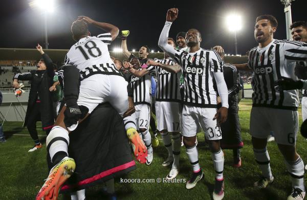 روما يهدي يوفنتوس لقب الدوري الإيطالي
