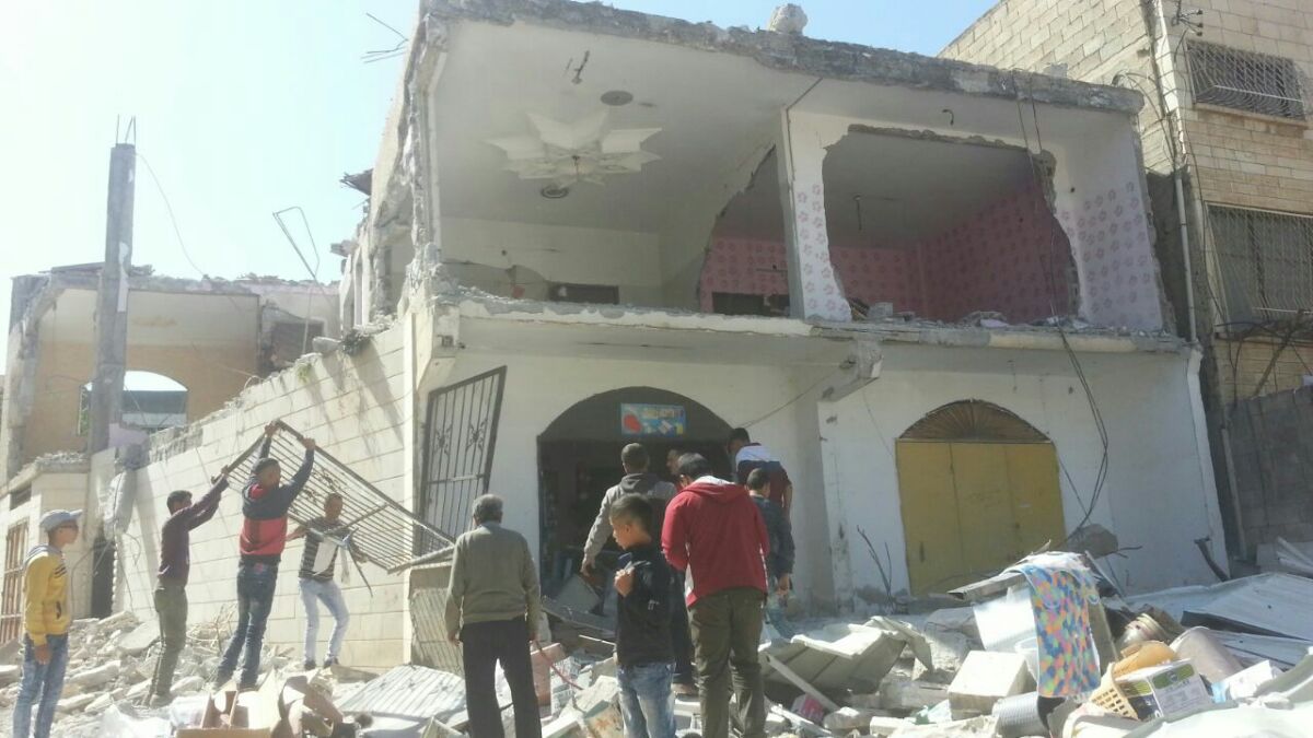 إصابات ومواجهات عقب هدم الاحتلال منازل 3 شهداء في قباطية