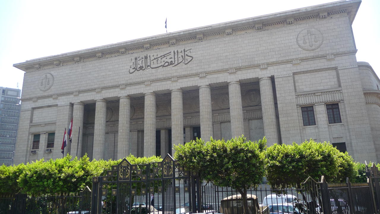 براءة 463 شخصًا وإعدام 4 والمؤبد لمرشد الإخوان بمصر