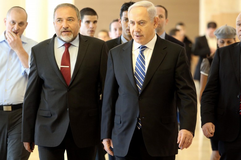 نتنياهو يتعهد بـإجراءات هجومية بعد عملية تل أبيب