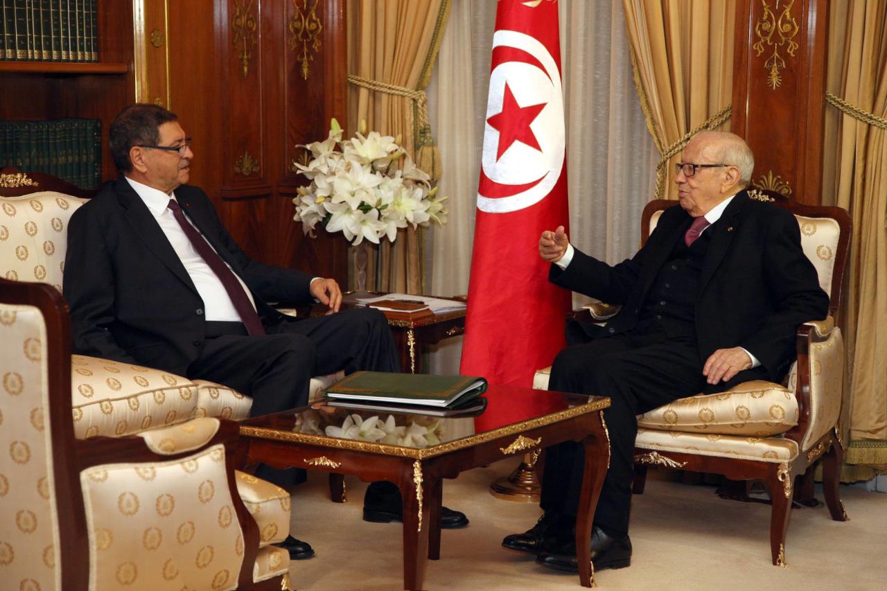 تونس نحو تشكيل ثامن حكومة بعد الثورة بدعوة من السبسي