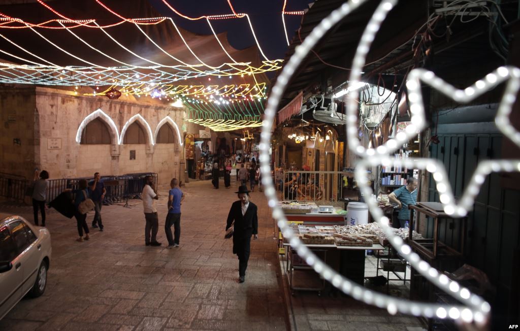 رمضان في القدس.. وجع المدينة يسرق بهجة الزائر المنتظر