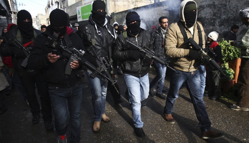 اشتباكات مسلحة بين مقاومين وقوات الاحتلال في طوباس