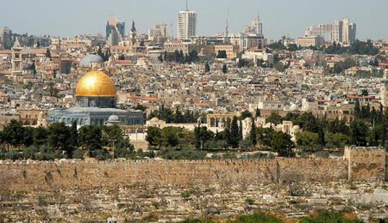 الاحتلال يصدق على بناء آلاف الوحدات الاستيطانية في القدس