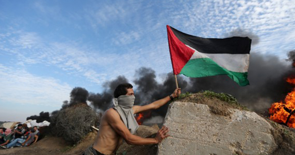 تواصل حملة رفع العلم الفلسطيني رغم قمع الاحتلال لها في القدس