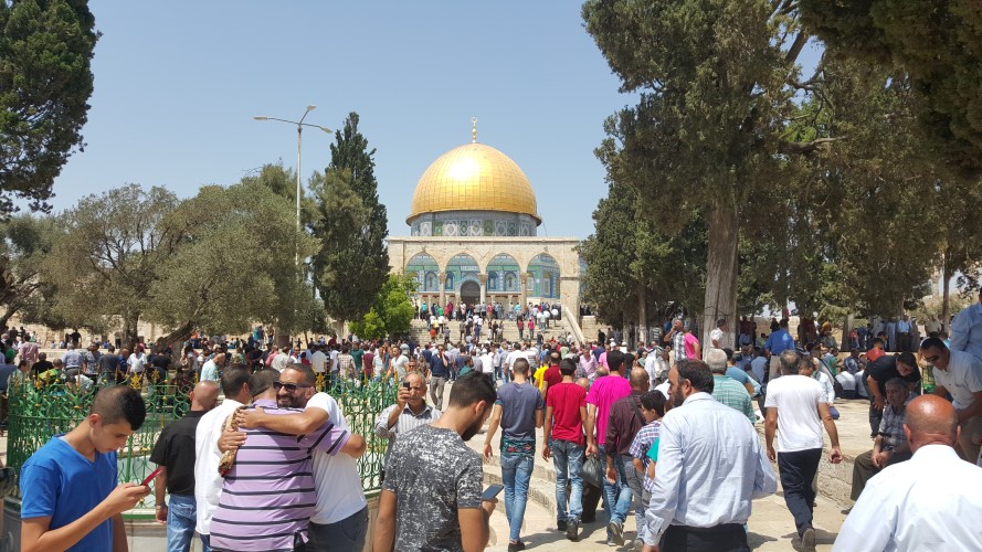 الاحتلال يلغي سفر مصلي غزة إلى القدس