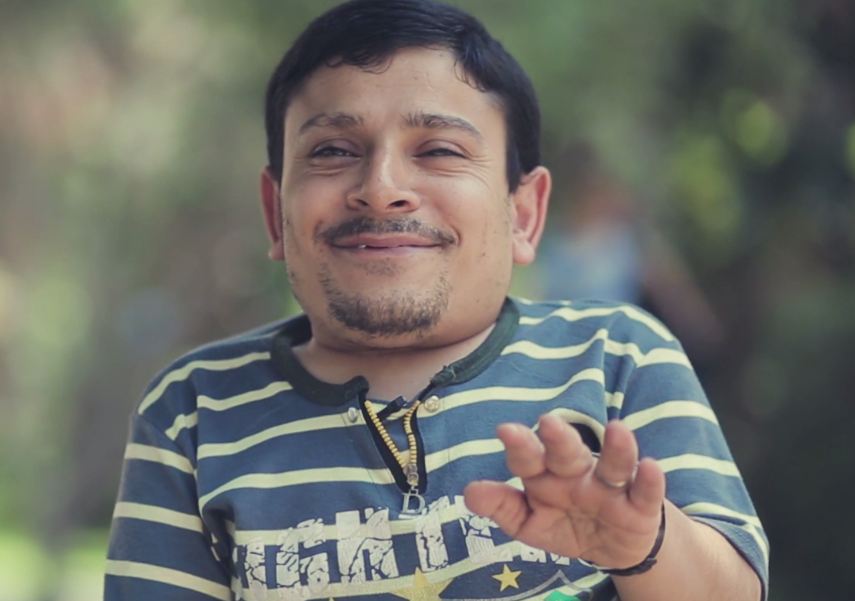 المهندس أحمد.. مُتحدي الإعاقة مرشحاًً للانتخابات البلدية