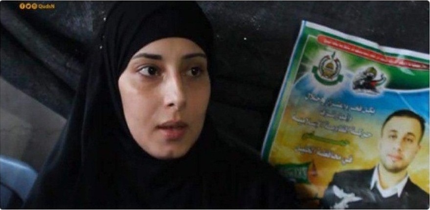 الاحتلال يعتدي على زوجة الشهيد محمد الفقيه ووالدها في قلقيلية
