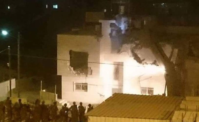 الاحتلال يهدم منزلا فلسطينيا غربي مدينة الخليل
