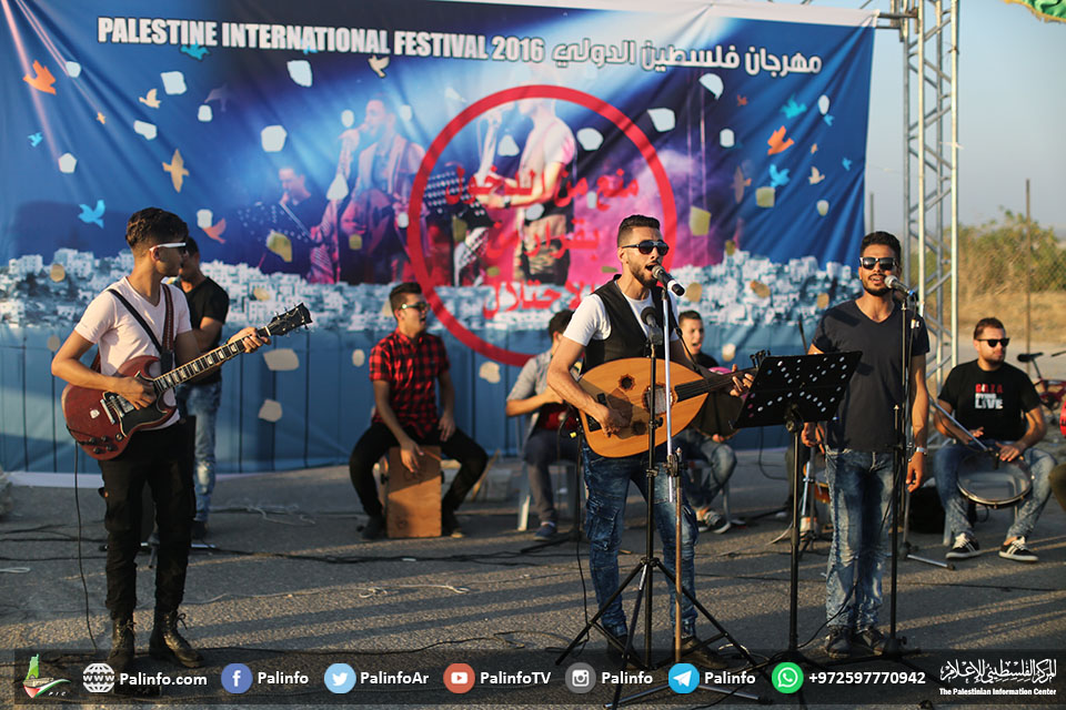 دواوين غزة .. فرقة شعبية تغني للوطن والحرية