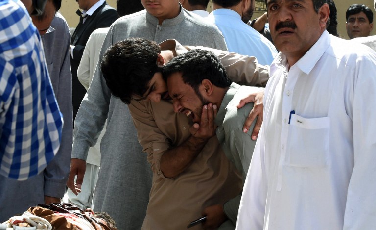 40 قتيلاً بانفجار استهدف تجمعاً لمشيعين في باكستان