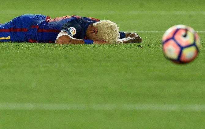 برشلونة يسقط أمام ألافيس