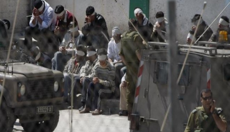 هآرتس: الجيش الإسرائيلي ارتكب جريمة قتل جماعي بحق أسرى عرب