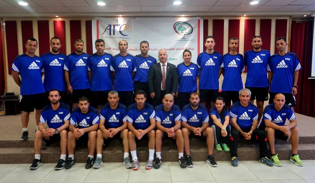 انطلاق الدورة التدريبية لمدربي كرة القدم في غزة