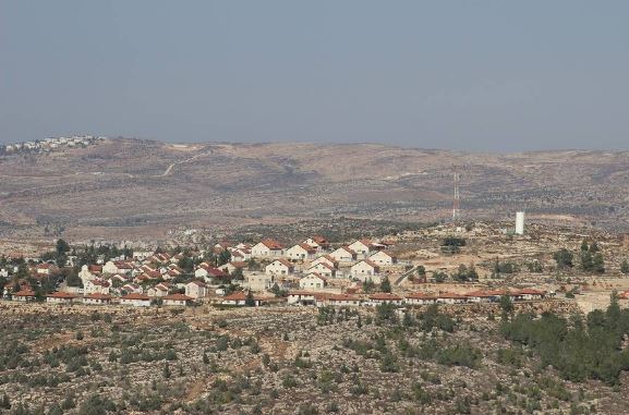 ماذا يجرى داخل مستوطنة ألون موريه شرق نابلس؟