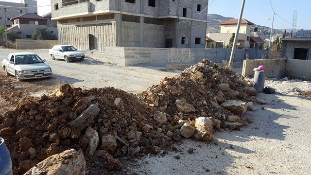قوات الاحتلال تغلق عدداً من مداخل الخليل