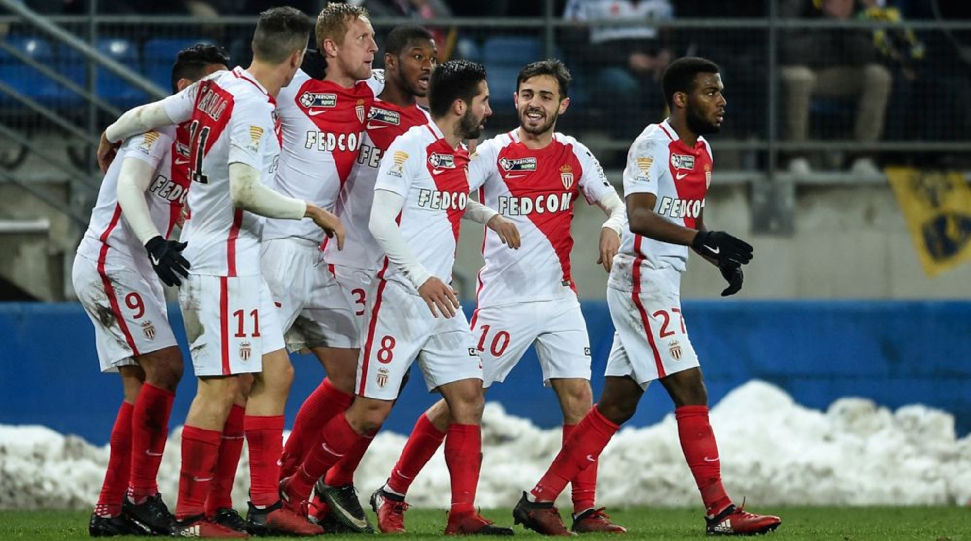 موناكو ينفرد بصدارة الدوري الفرنسي