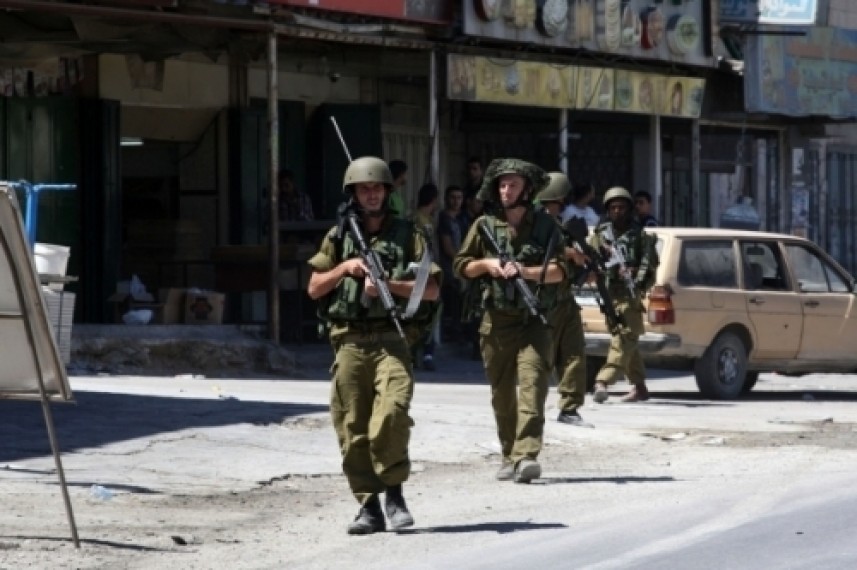 إصابات بالاختناق خلال اقتحام قوات الاحتلال مخيم شعفاط
