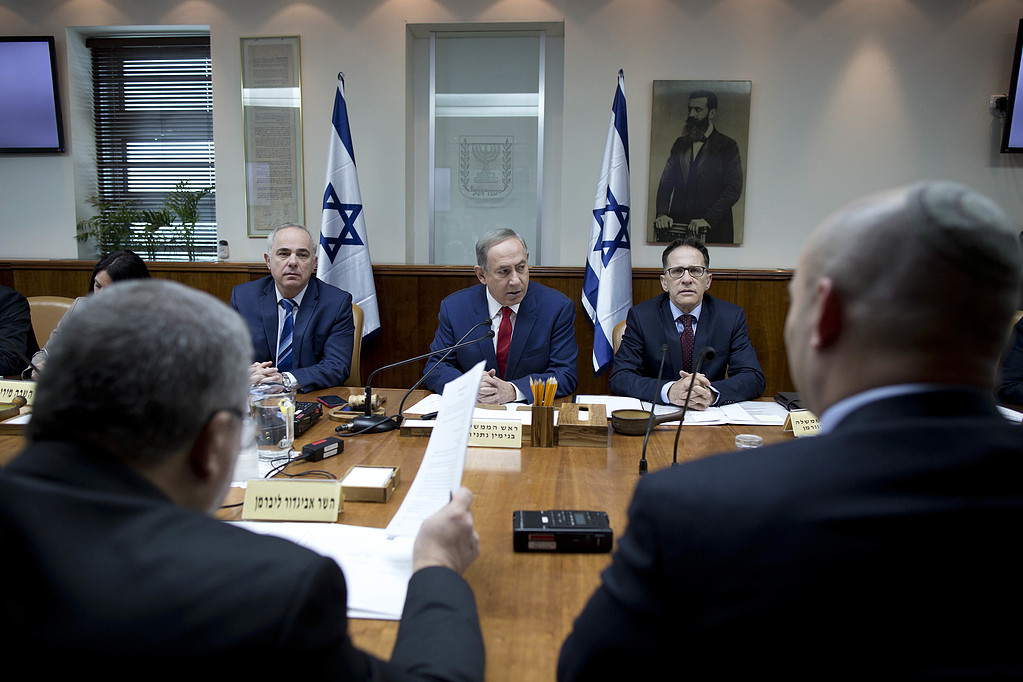 نتنياهو يتطلع لإقامة منطقة عازلة بين سوريا وكلٍّ من إسرائيل والأردن