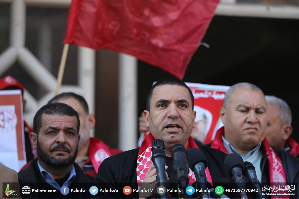 وقفة بغزة نظمتها الجبهة الشعبية تضامنا مع الأسرى