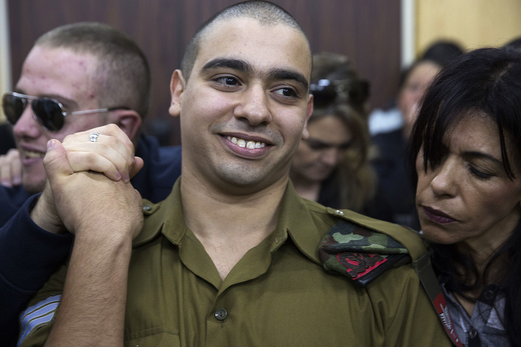 صفقة مرتقبة مع الجندي الصهيوني قاتل الشريف لتحديد فترة اعتقاله