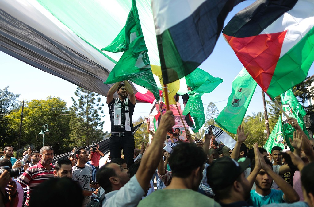 الجهاد ترحب بالمصالحة وتطالب بإلغاء عقوبات غزة