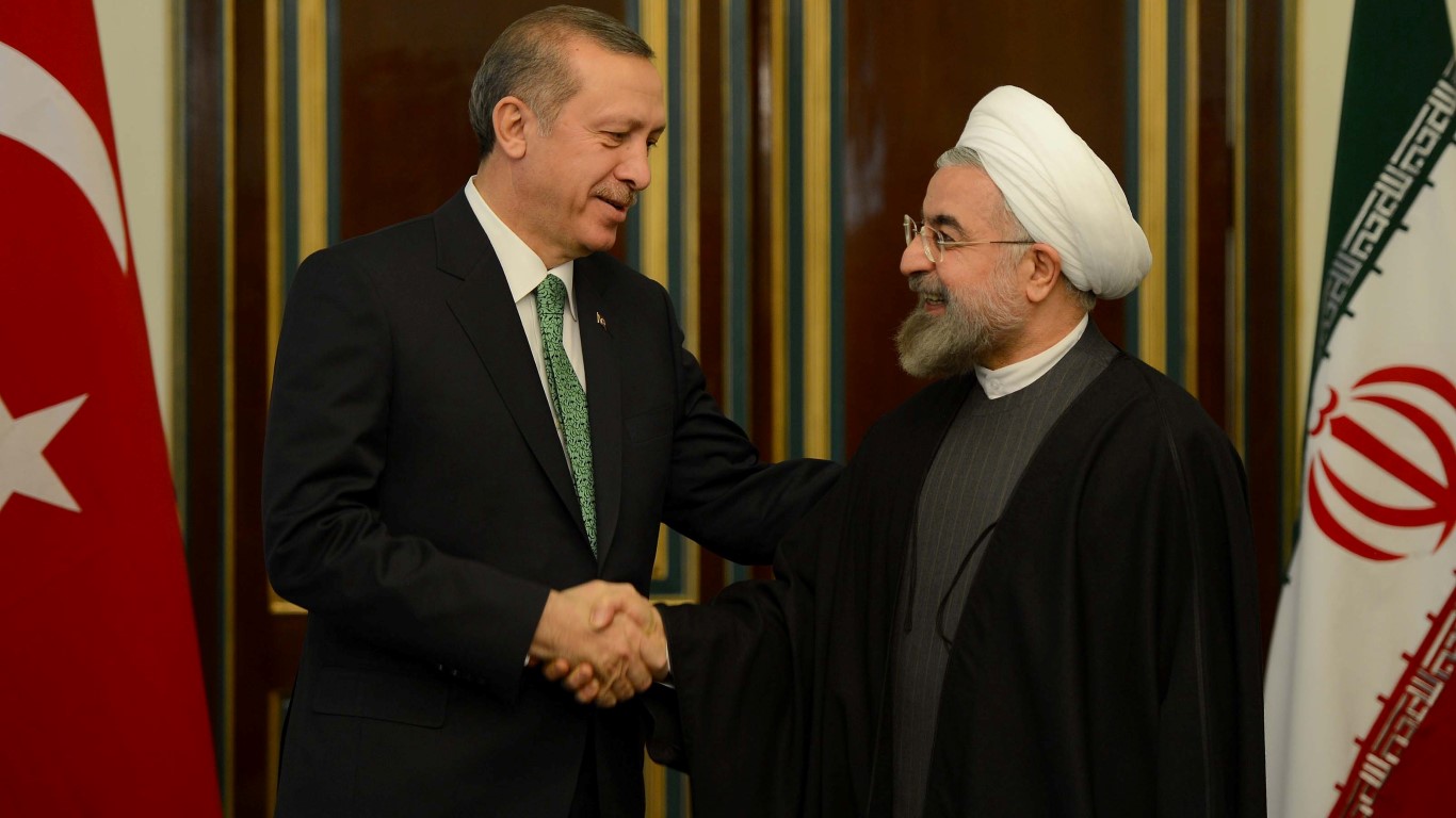 روسيا وإيران تنتقدان العقوبات الأمريكية ضد وزيرين تركيين