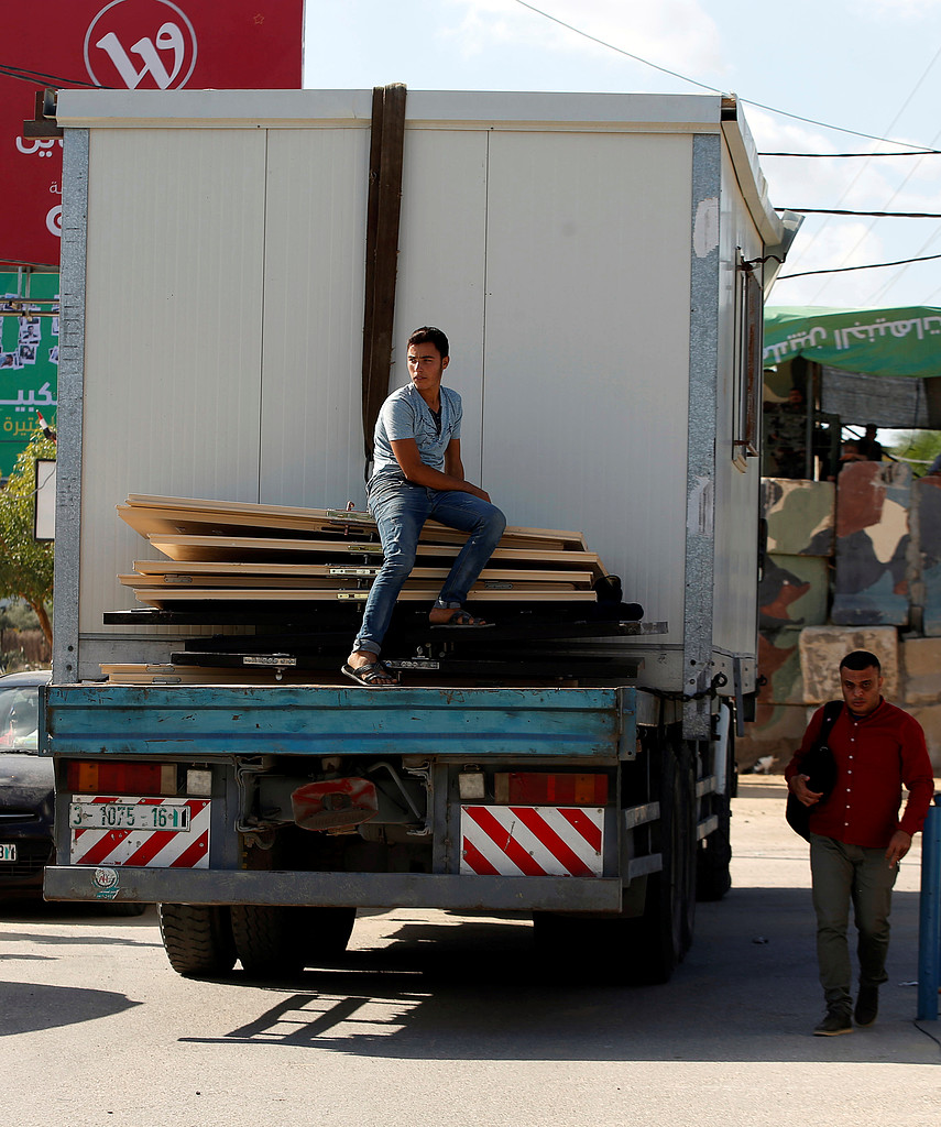 الاحتلال يعلن عن تسهيلات جديدة لقطاع غزة