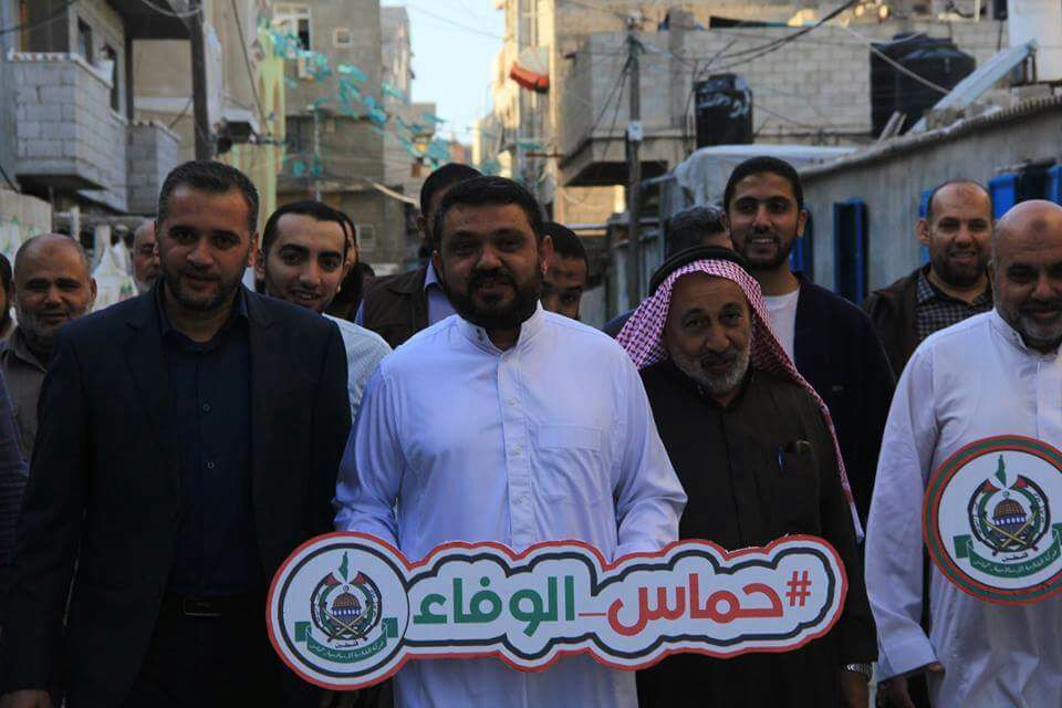 حماس تطلق حملة زيارة 1000 أسرة في دير البلح بغزة