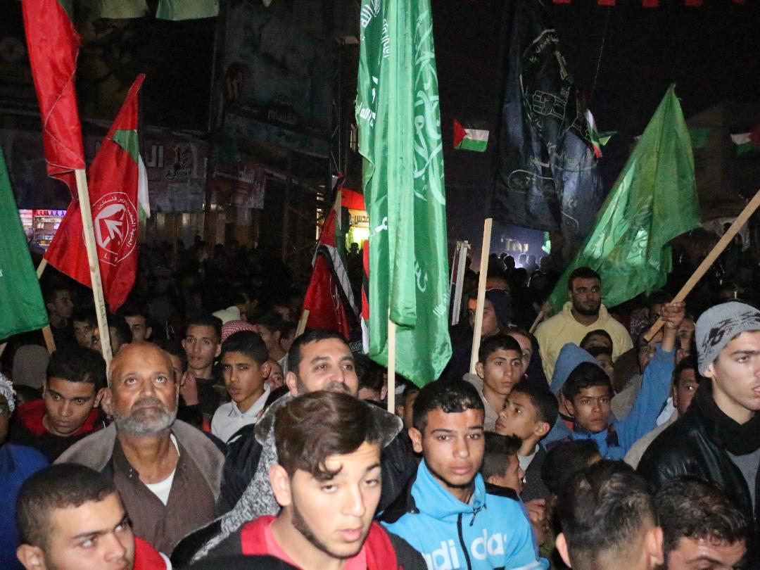 مسيرة نصرة للقدس في مخيم المغازي
