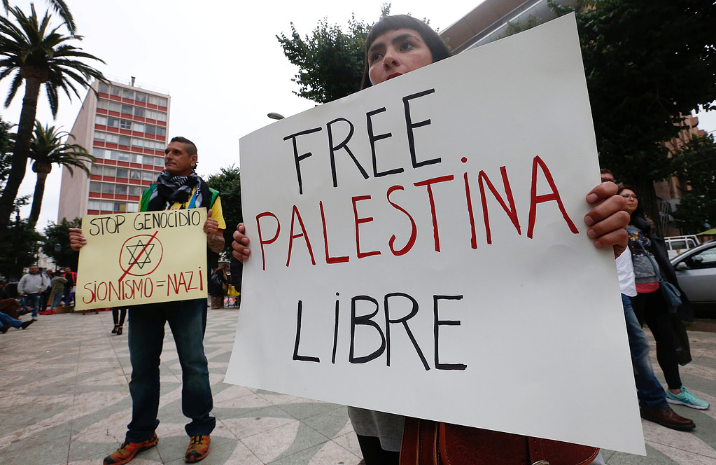 مظاهرات ضد قرار الاعتراف بالقدس عاصمة لإسرائيل في سانتياجو بتشيلي