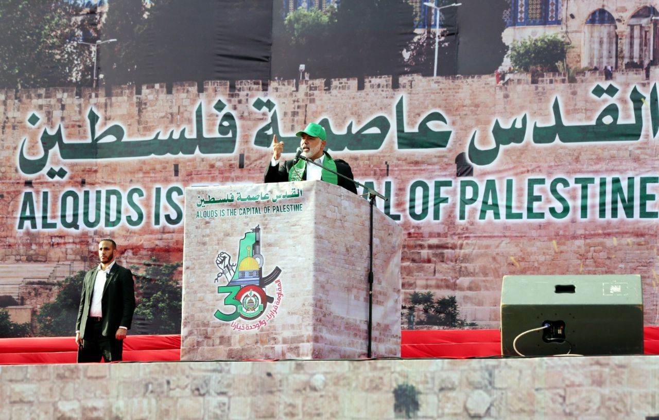 الضاوي وذنيبات يهنئان هنية بذكرى انطلاقة حماس