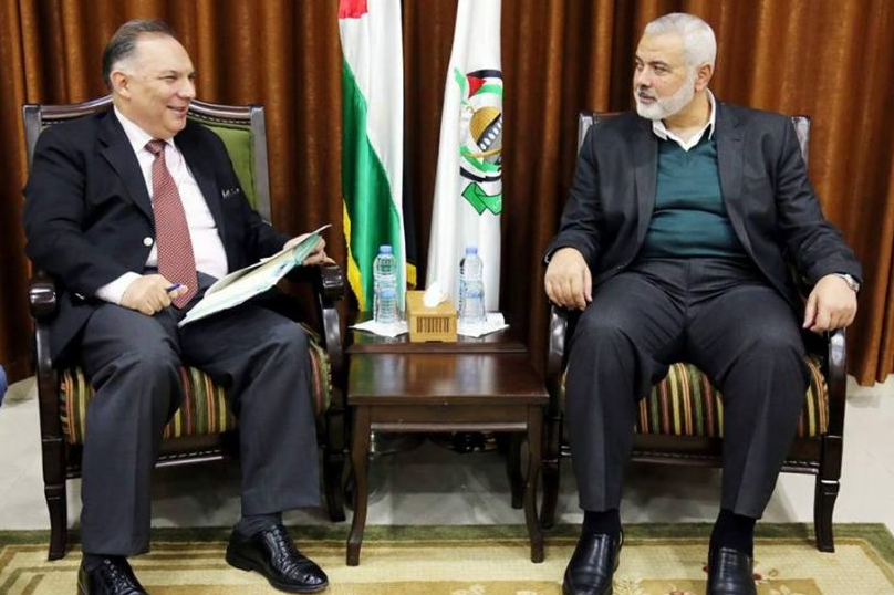 هنية يلتقي السفير التركي ويبحثان المصالحة والقدس