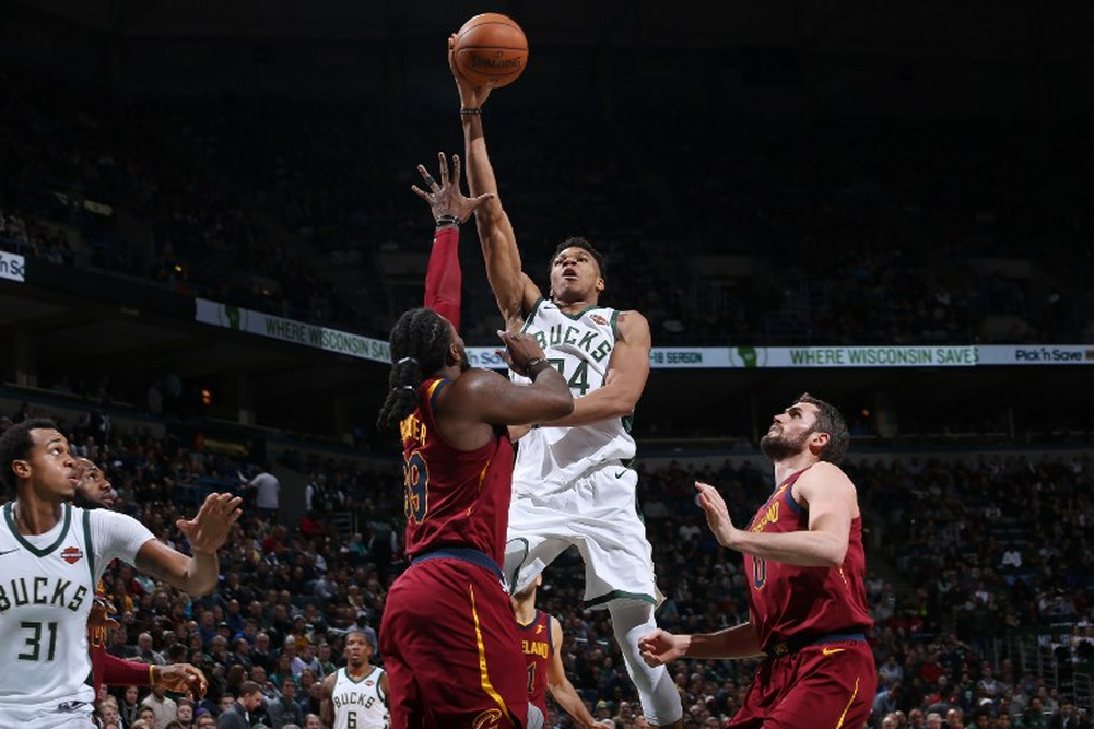 NBA .. ميلووكي يضع حد لهزائمه المتتالية ويلحق بكليفلاند خسارته التاسعة