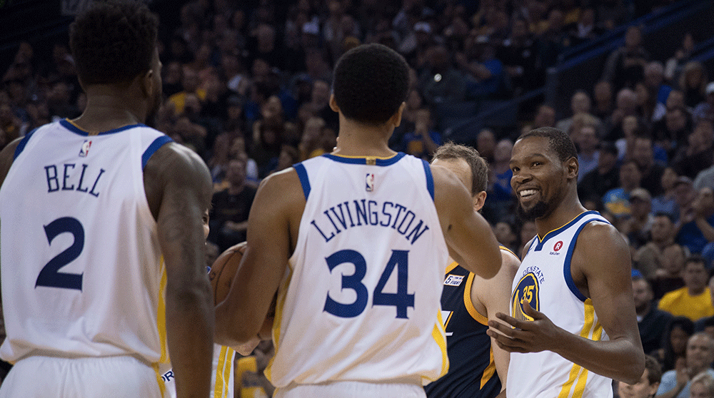 NBA .. غولدن ستايت يجتاز يوتا جاز وكليقلاند يسقط أمام ساكرامنتو كينغز