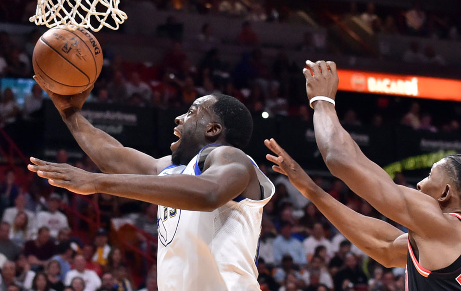 NBA .. انتصاران لغولدن ستايت وهيوستن روكتس