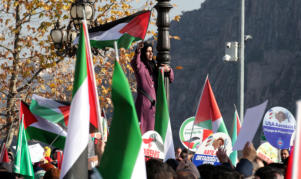 تظاهرة في سويسرا رفضا لإعلان ترمب بشأن القدس