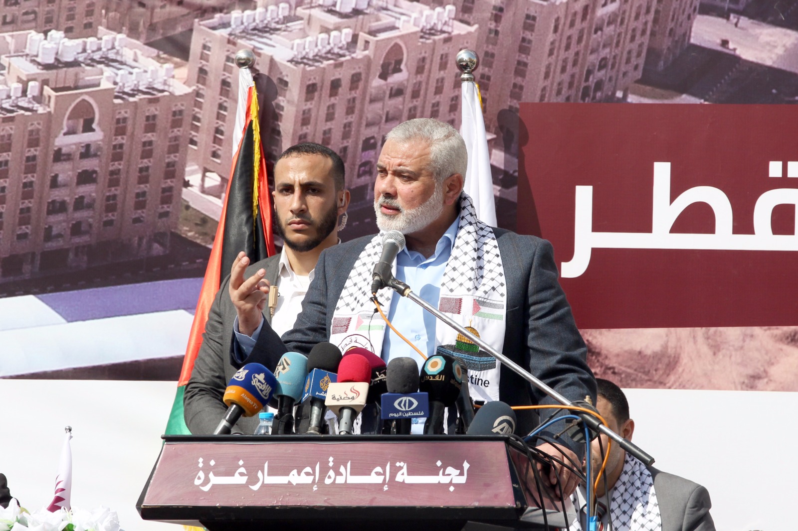 حفل تسليم شقق المرحلة الثانية بمدينة حمد في خان يونس