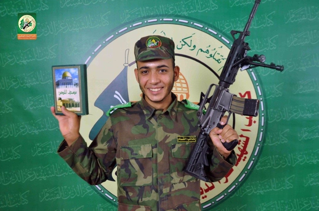 شهيد قسامي بغزة إثر انهيار نفق للمقاومة