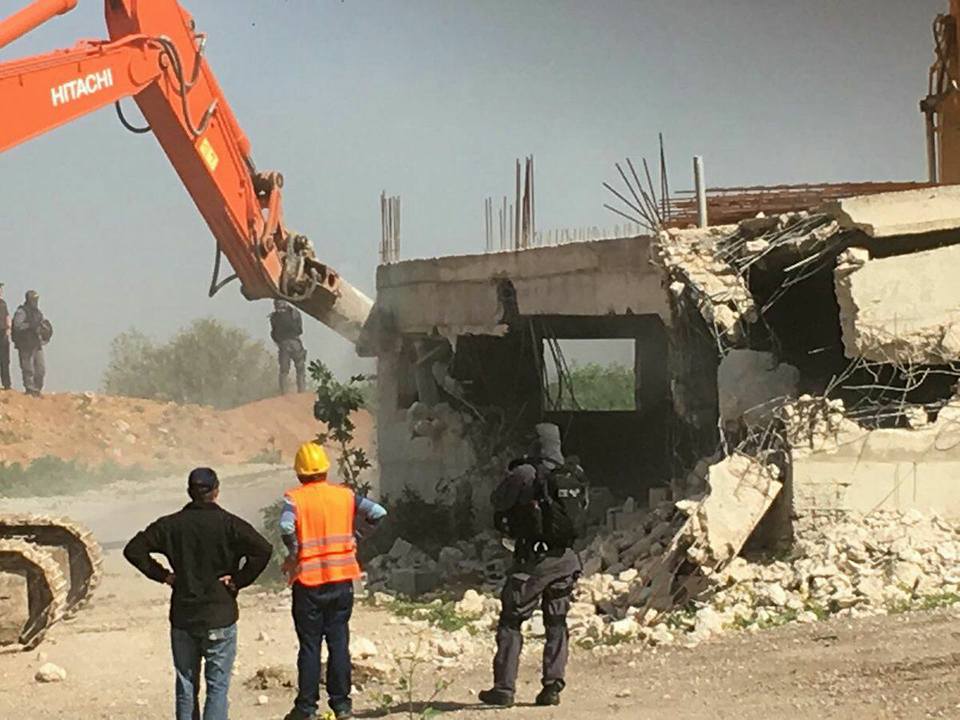 أوتشا: الاحتلال هدم وصادر 52 مبنى فلسطينيًّا بأسبوعين