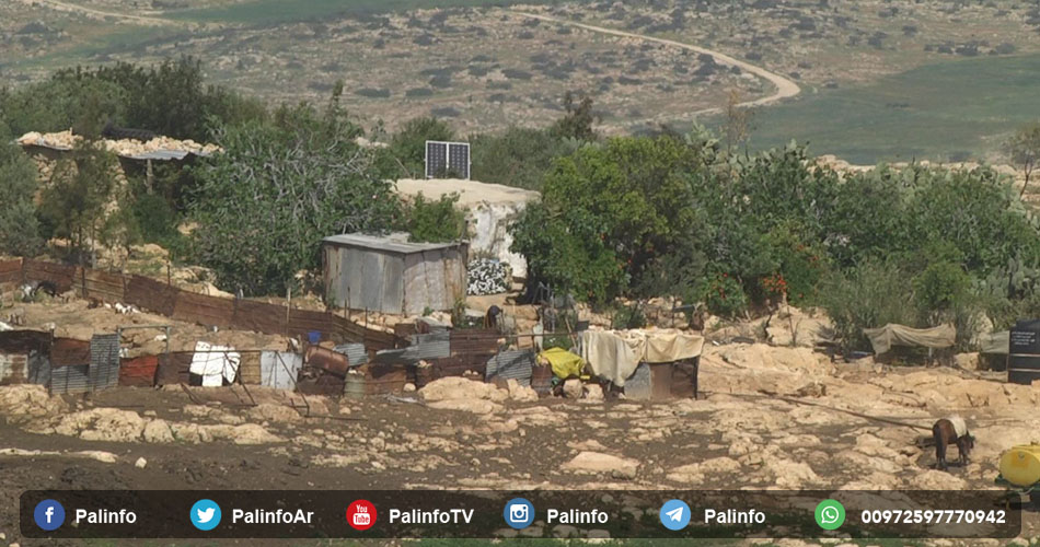 الاحتلال يقتحم خربة يرزا ويصور منشآت المواطنين شرق طوباس