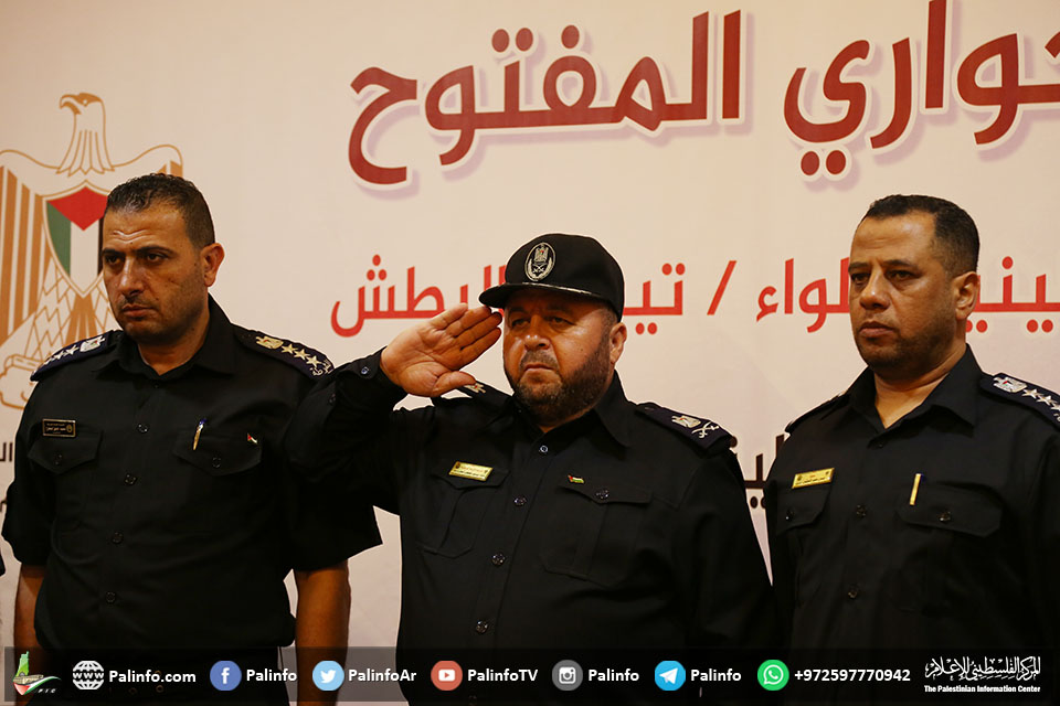 لقاء حواري مع مدير عام الشرطة بغزة تيسير البطش