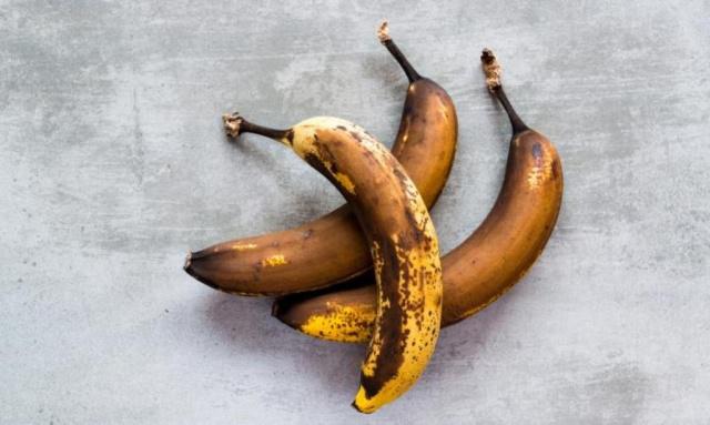 هذه النصيحة تمنع اسوداد الموز !!