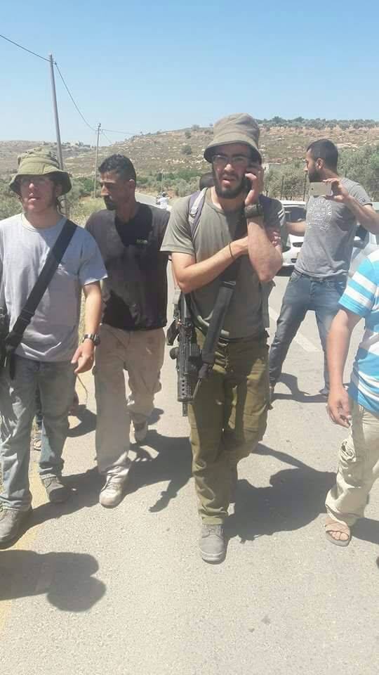 مستوطنون يعتدون على مزارعين فلسطينيين ونشطاء أجانب قرب نابلس
