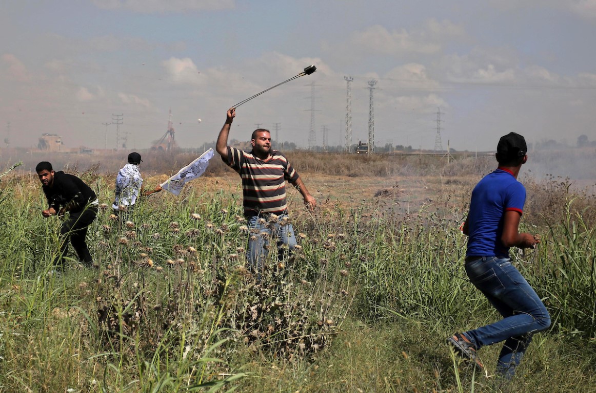 إصابة 3 فلسطينيين في مواجهات مع الاحتلال على حدود غزة